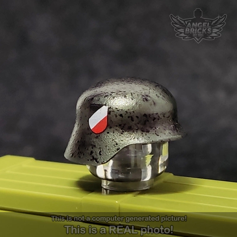 BrickArms® Stahlhelm (Gunmetal). Printed #02