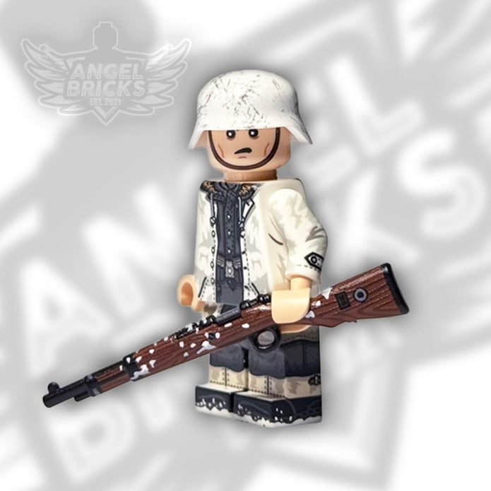 Minifigure #31 (German Soldier. Winter infantryman)