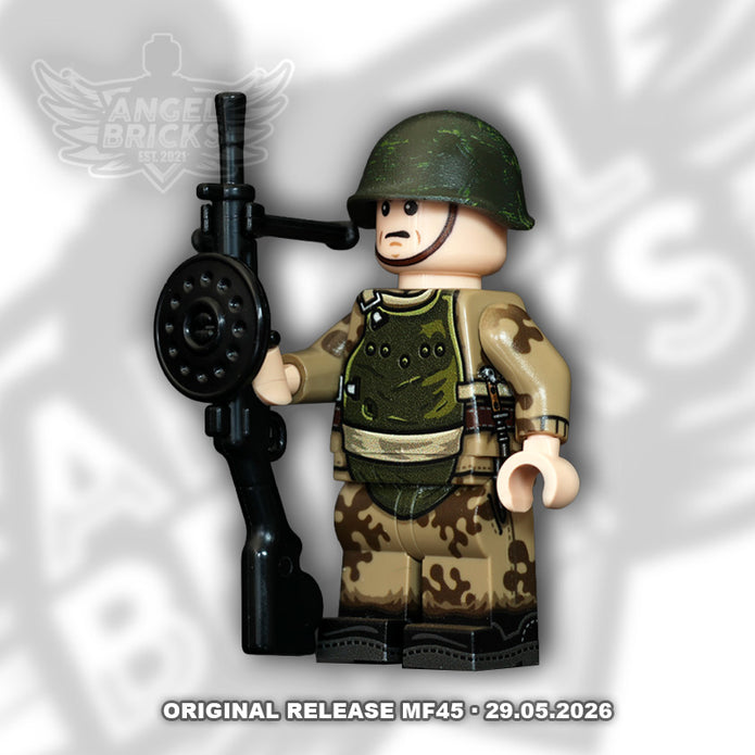 Minifigure #45 (WW2 Soviet soldier. Stormtrooper)