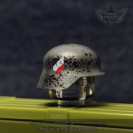 BrickArms® Stahlhelm (Gunmetal). Printed #06