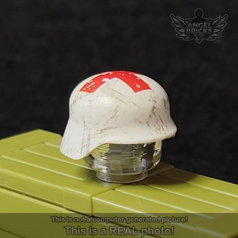 BrickArms® Stahlhelm (White). Printed #14
