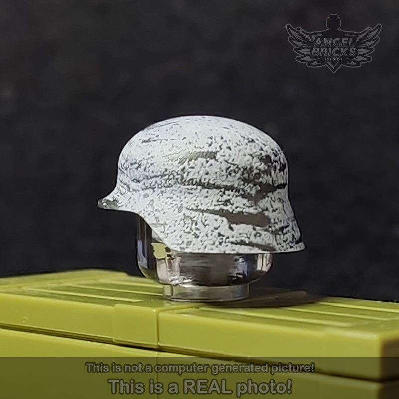 BrickArms® Stahlhelm (Gunmetal). Printed #23